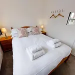 Spring Gardens Tatil Evi Cayton