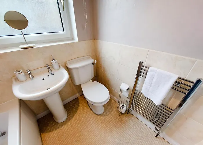 Spring Gardens Cayton