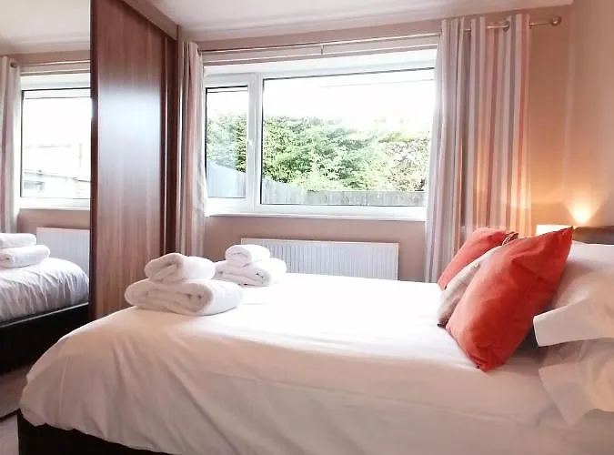 Spring Gardens Cayton