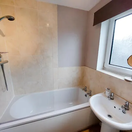 Spring Gardens Cayton